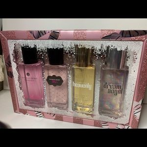 Victoria’s Secret Fragrance Gift Set, 4 scents.